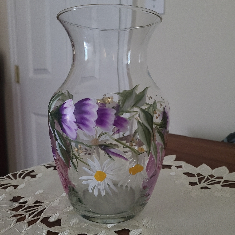 Vase, handpainted